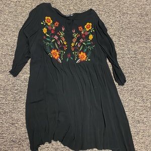 Black key hole dress